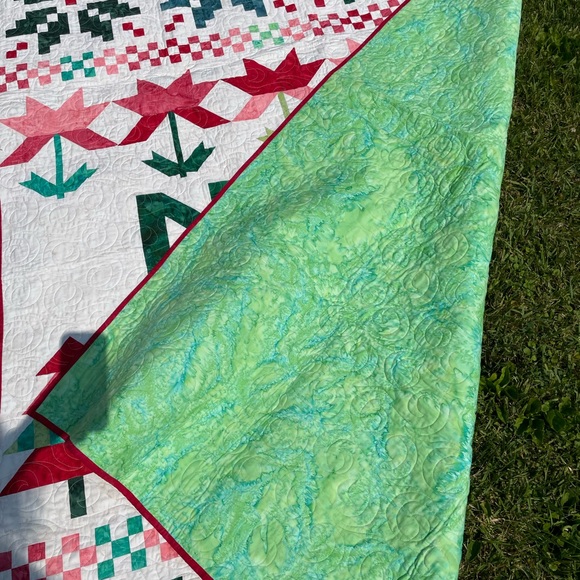 Noel Christmas quilt batiks new handmade - Picture 3 of 5